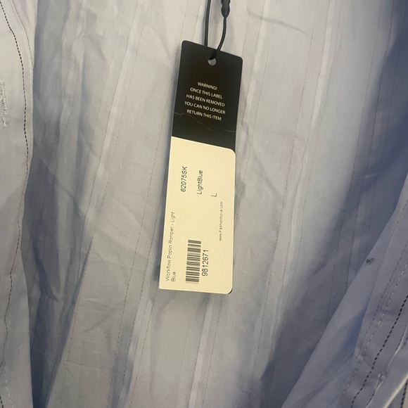 NWT FASHION NOVA WORKFLOW POPLIN LONG SLEEVE ROMPER STRIPED LIGHT BLUE - Picture 6 of 6